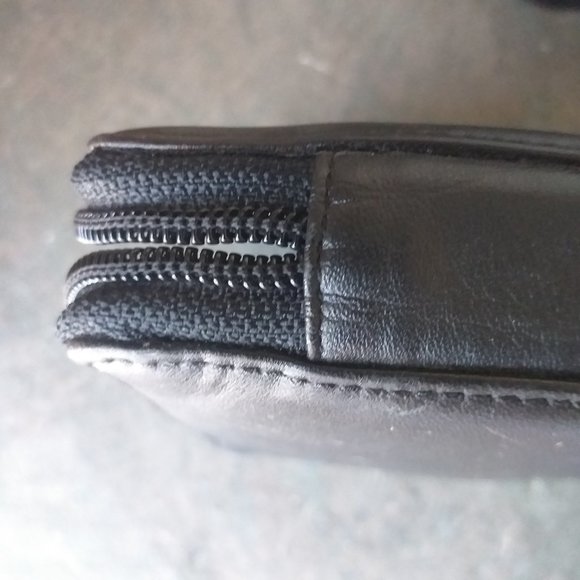 Vintage Christian Dior Neck Tie Travel Case with Zipper in Very Good Condition - Picture 8 of 10